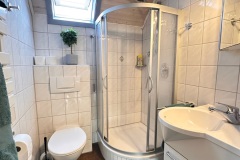 Bad mit Dusche