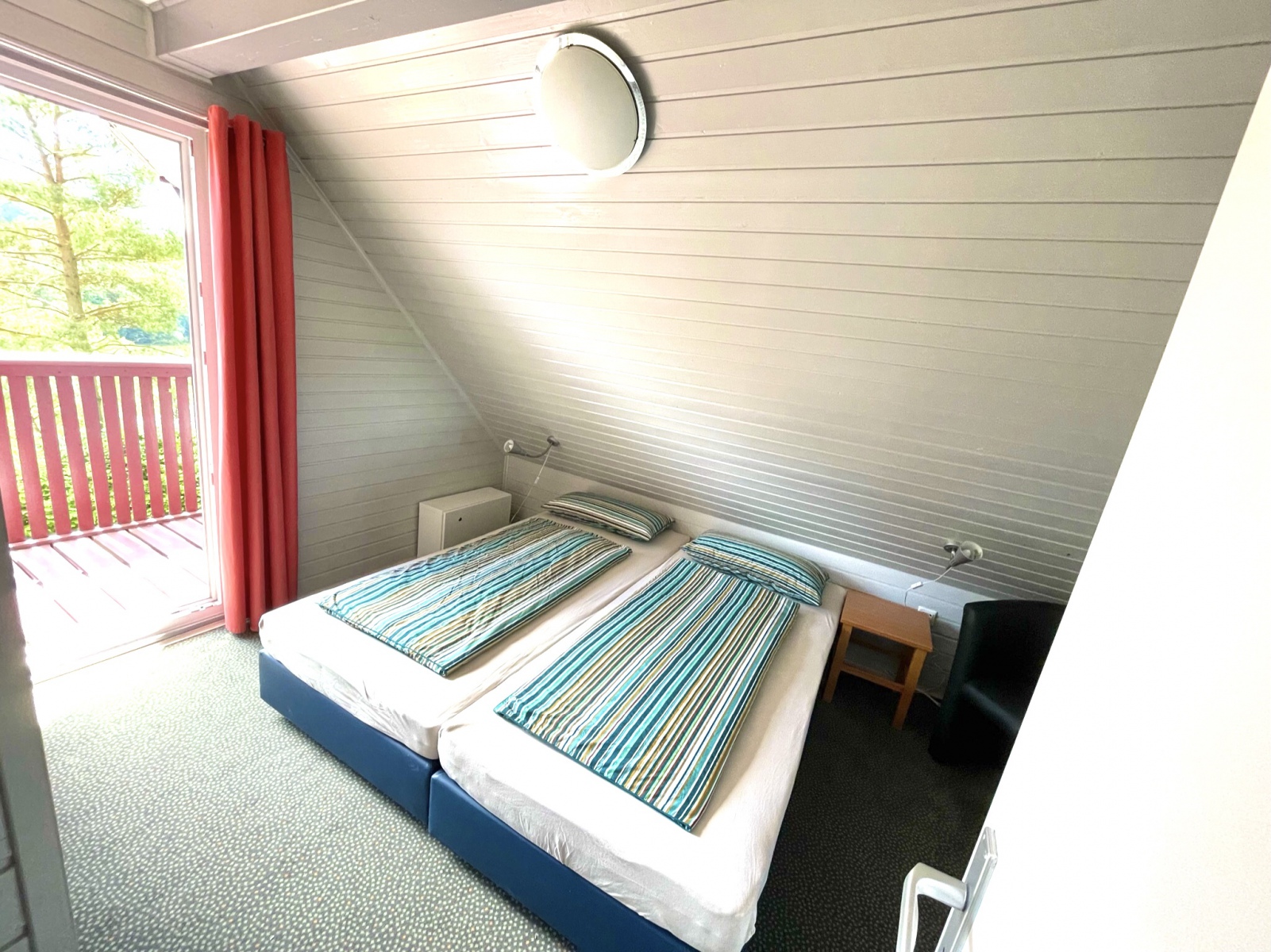 Schlafzimmer 3 - OG mit Doppelbett
